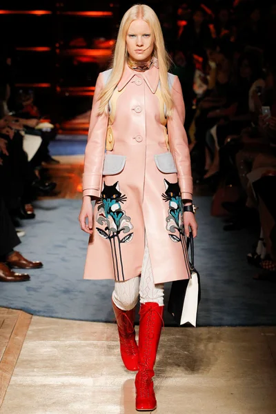 Look 42